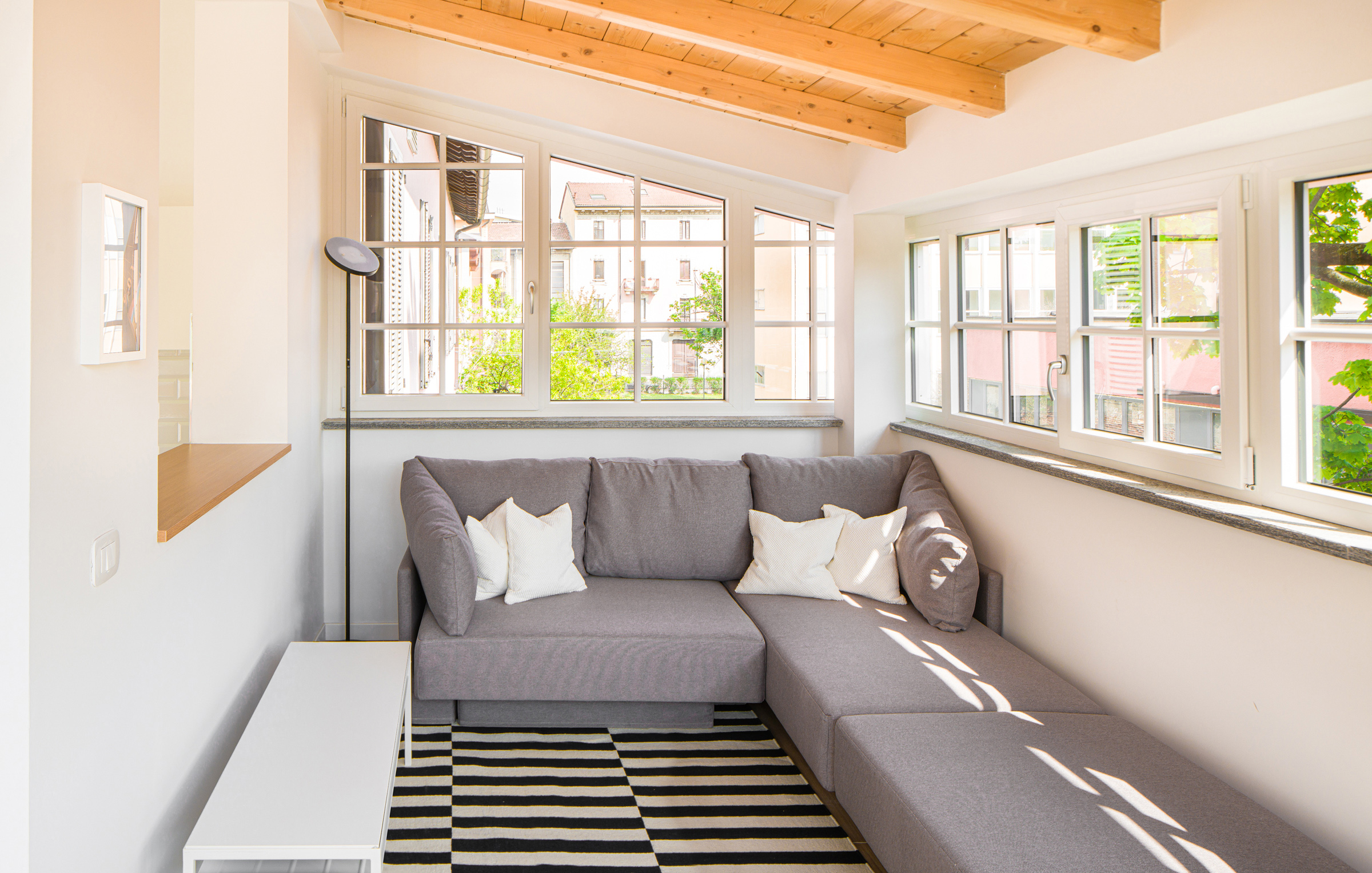 Finestre su corte interna a Residenza Dergano