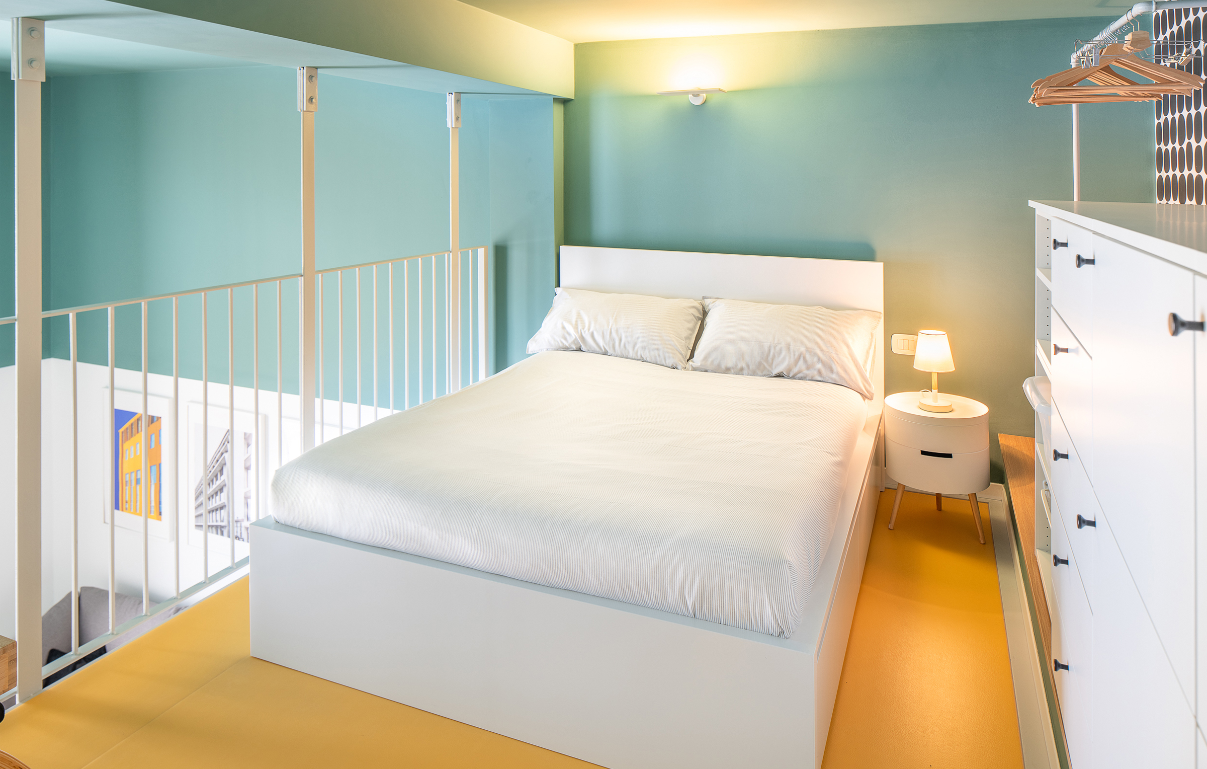 Camere con letto contenitore