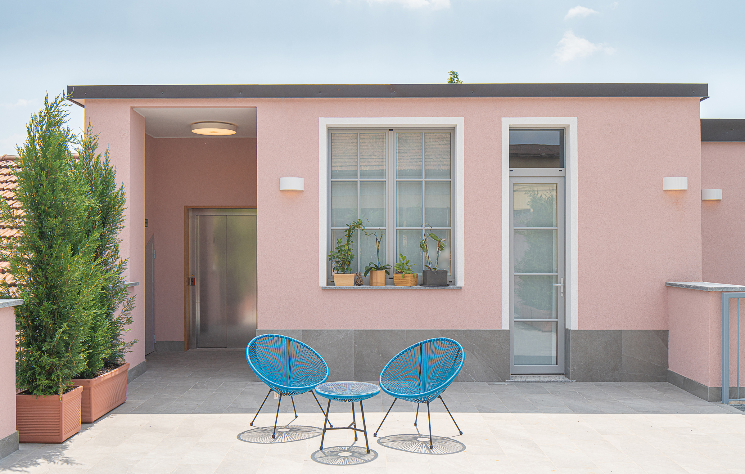 Giardino attrezzato per rilassarsi